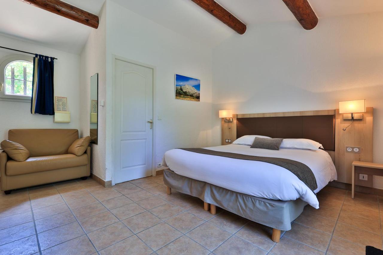 Logis Hotel & Spa Dejeunez Sous L'Arbre Rousset  Exterior photo