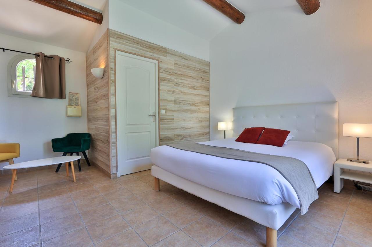 Logis Hotel & Spa Dejeunez Sous L'Arbre Rousset  Exterior photo