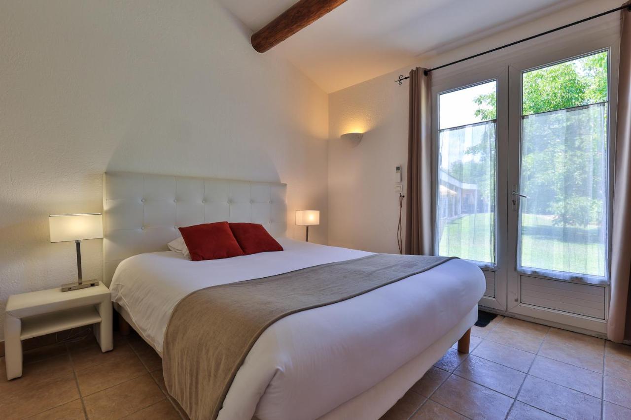 Logis Hotel & Spa Dejeunez Sous L'Arbre Rousset  Exterior photo